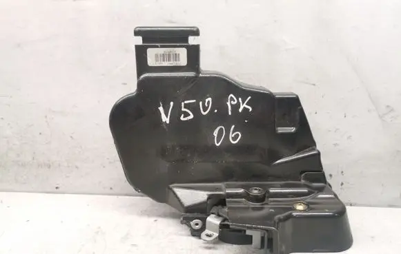 Volvo V50 Front door lock 30756655