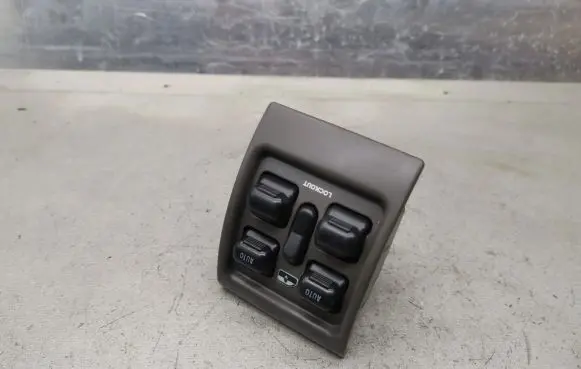 Chrysler PT Cruiser Electric window control switch 0UK931L8AA