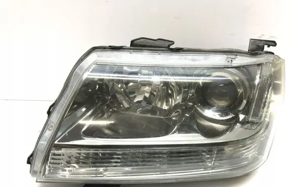 Suzuki Grand Vitara II Headlight/headlamp L162X