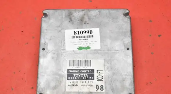 Toyota Corolla Verso E121 Engine control unit/module ECU 89661-13120