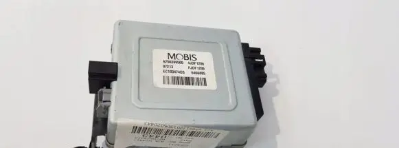 KIA Ceed Trunk lid opening control unit 