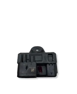 BMW 5 F10 F11 Glow plug pre-heat relay 8519472 150723 E2110021046