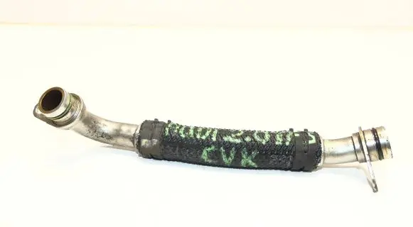Audi A4 S4 B9 Turbo turbocharger oiling pipe/hose 06L145735J