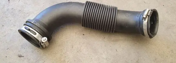 Ford Focus Turbo air intake inlet pipe/hose