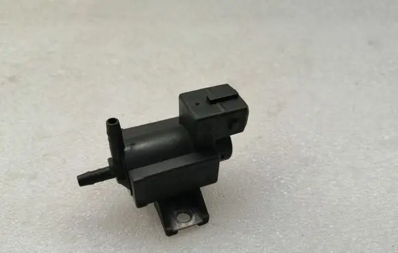 Valve vacuum