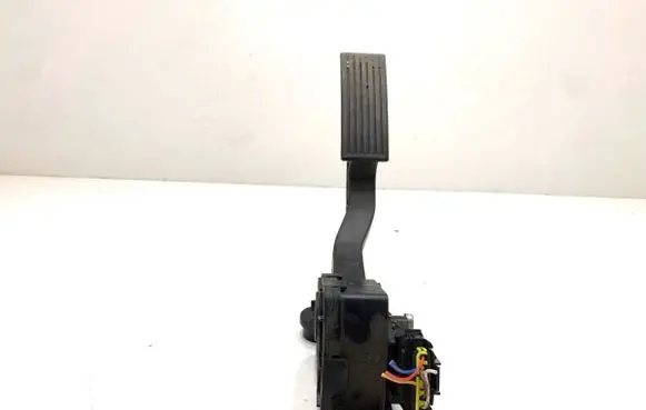 Hyundai ix20 Accelerator throttle pedal 327261P200