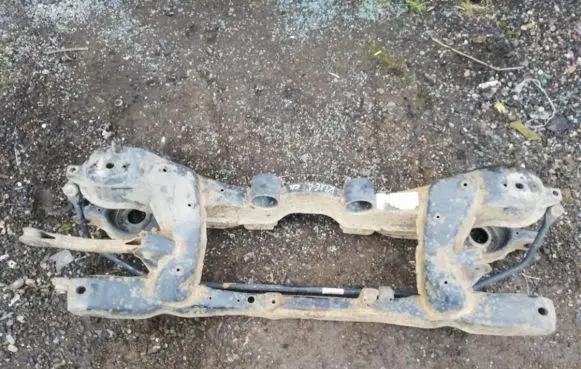 Ford Kuga I Rear subframe 