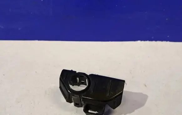 Volvo S90, V90 Front parking sensor holder (PDC) 31383245