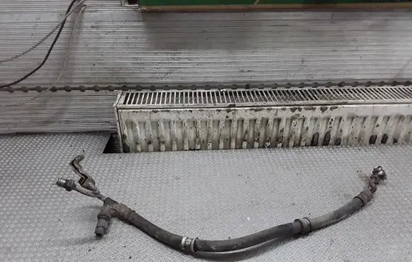 Power steering hose/pipe/line