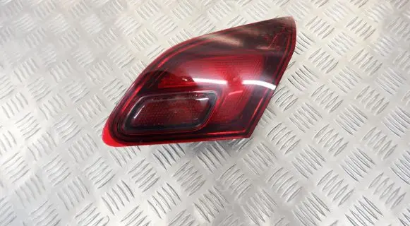 Opel Astra J Tailgate rear/tail lights 13358082