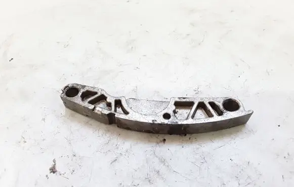 Audi A6 S6 C6 4F Slide rail for timing chain 059109469F