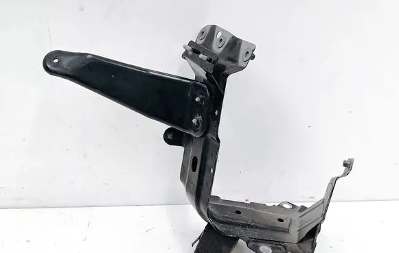 Audi Q7 4M Fender mounting bracket 4M082138B 4M01212643 4M08211320