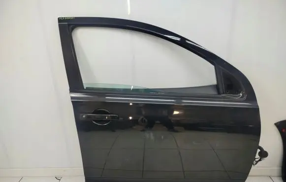 Nissan Qashqai Front door 