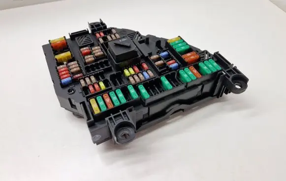 BMW 5 F10 F11 Fuse module 9264923