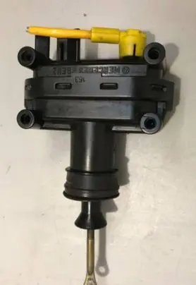 Mercedes-Benz E W124 Central locking motor 