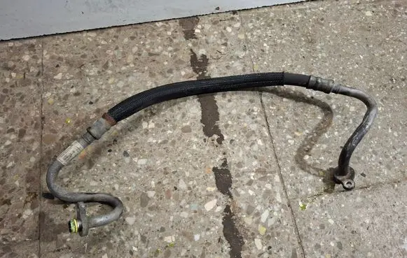 Volvo XC70 Air conditioning (A/C) pipe/hose 31250481 6G9N19N602