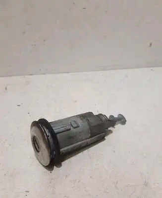 Mitsubishi Colt Front door lock (next to the handle) 
