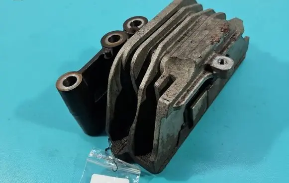 Fiat Freemont Engine mount vacuum valve P04766549AD IMPRK1529056