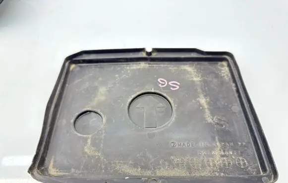 Subaru Forester SG Battery tray 82122AA011