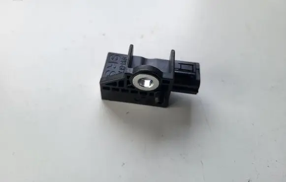 Honda CR-V Airbag deployment crash/impact sensor