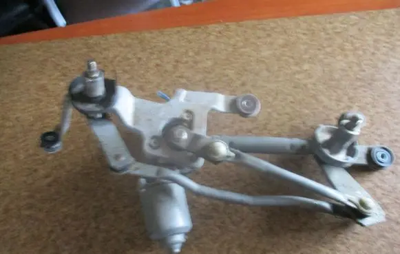 Honda Jazz Rear window wiper mechanism 