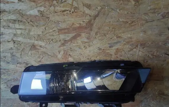 Skoda Octavia Mk3 (5E) Rear fog light 