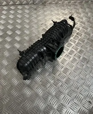 Volvo XC90 Intake manifold 31441970