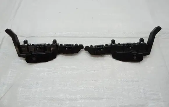 Renault Kadjar Front bumper mounting bracket 622232473R