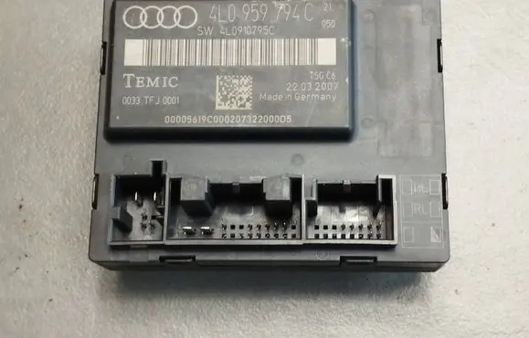 Audi Q7 4L Door control unit/module 4L0959794C 4L0910795C 22032007