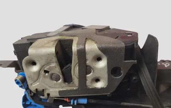 Ford C-MAX II Front door lock AM51U21978AC AM5AU21812BE