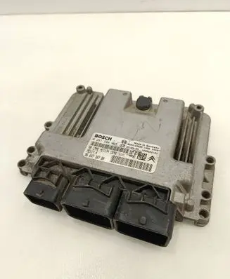 Peugeot 207 Engine control unit/module 9664738780 9663193580 0261S04008