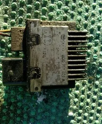 Audi A6 S6 C5 4B Coolant fan relay 8D0959501A