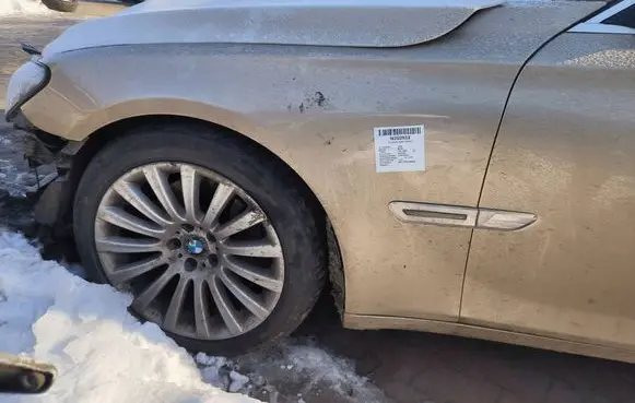 BMW 7 F01 F02 F03 F04 Fender 