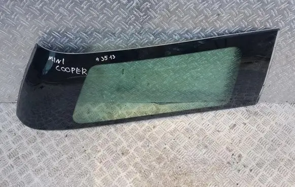 Mini One - Cooper R50 - 53 Rear side window