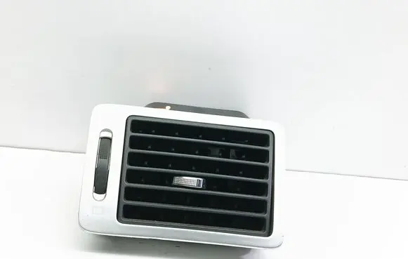 Peugeot 307 Dashboard side air vent grill/cover trim 9634499077