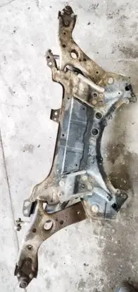 Toyota Auris 150 Front subframe