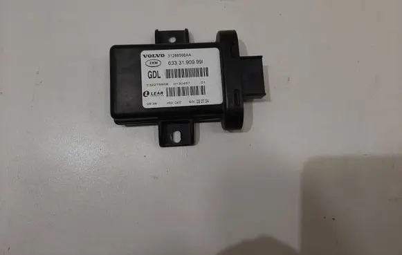 Volvo V50 Light module LCM 63331909991 532275858 31288566AA