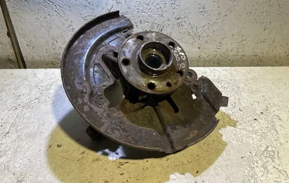 Volvo S80 Front wheel hub