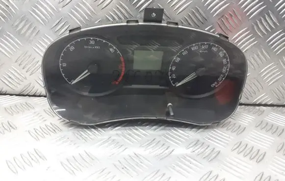 Skoda Fabia Mk2 (5J) Tachometer 5J0920801