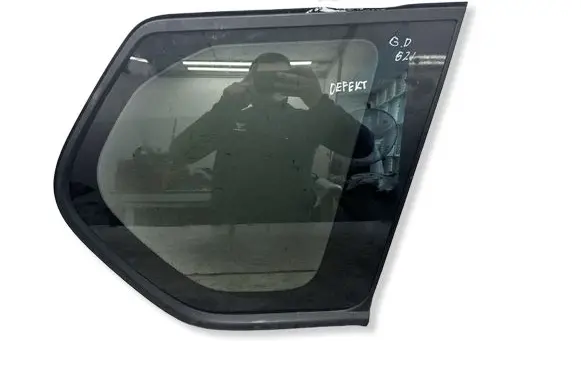 Nissan X-Trail T31 Rear side window 43R00122 M213 AS2
