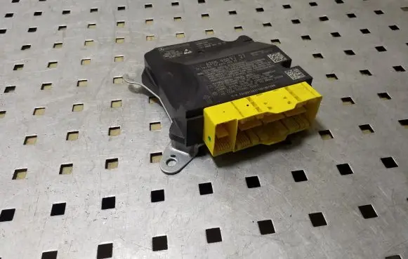 Mercedes-Benz GLC X253 C253 Airbag control unit/module A2059009727 A2059017913