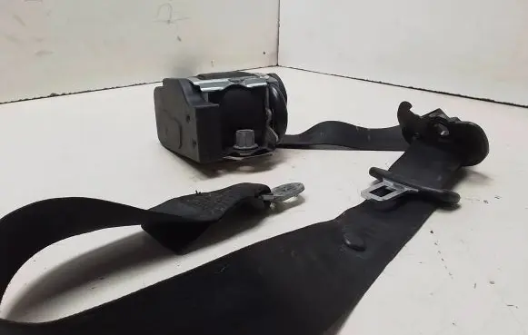Skoda Superb B5 (3U) Front seatbelt 3B1857706H 160208 A11561048
