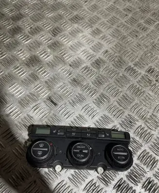 Volkswagen PASSAT B6 Climate control unit 3C0907044
