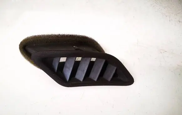 Nissan Qashqai Dash center air vent grill rh68740jd