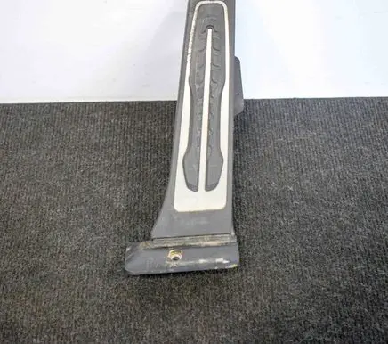 BMW 5 G30 G31 Accelerator throttle pedal 6PV01043563 6871053