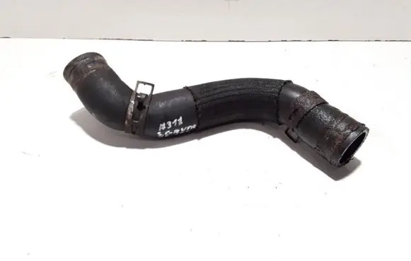 Suzuki Grand Vitara II Engine coolant pipe/hose