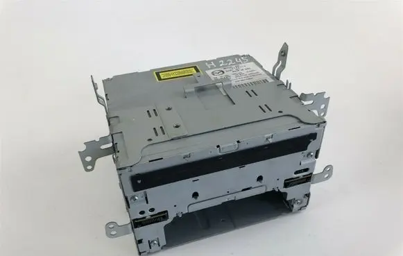 Mazda 3 I Radio/CD/DVD/GPS head unit 14798118 H2245