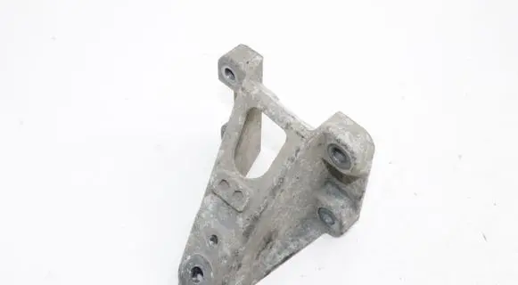 Jaguar XK - XKR Engine mounting bracket 5R836061AA