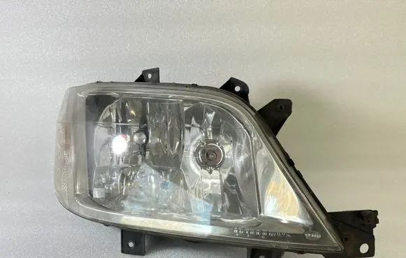 Mercedes-Benz Sprinter W901 W902 W903 W904 Headlight/headlamp 15149600