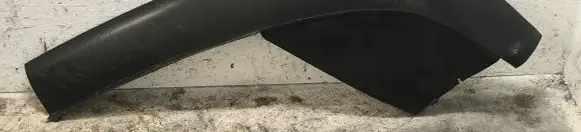 Front bumper lip